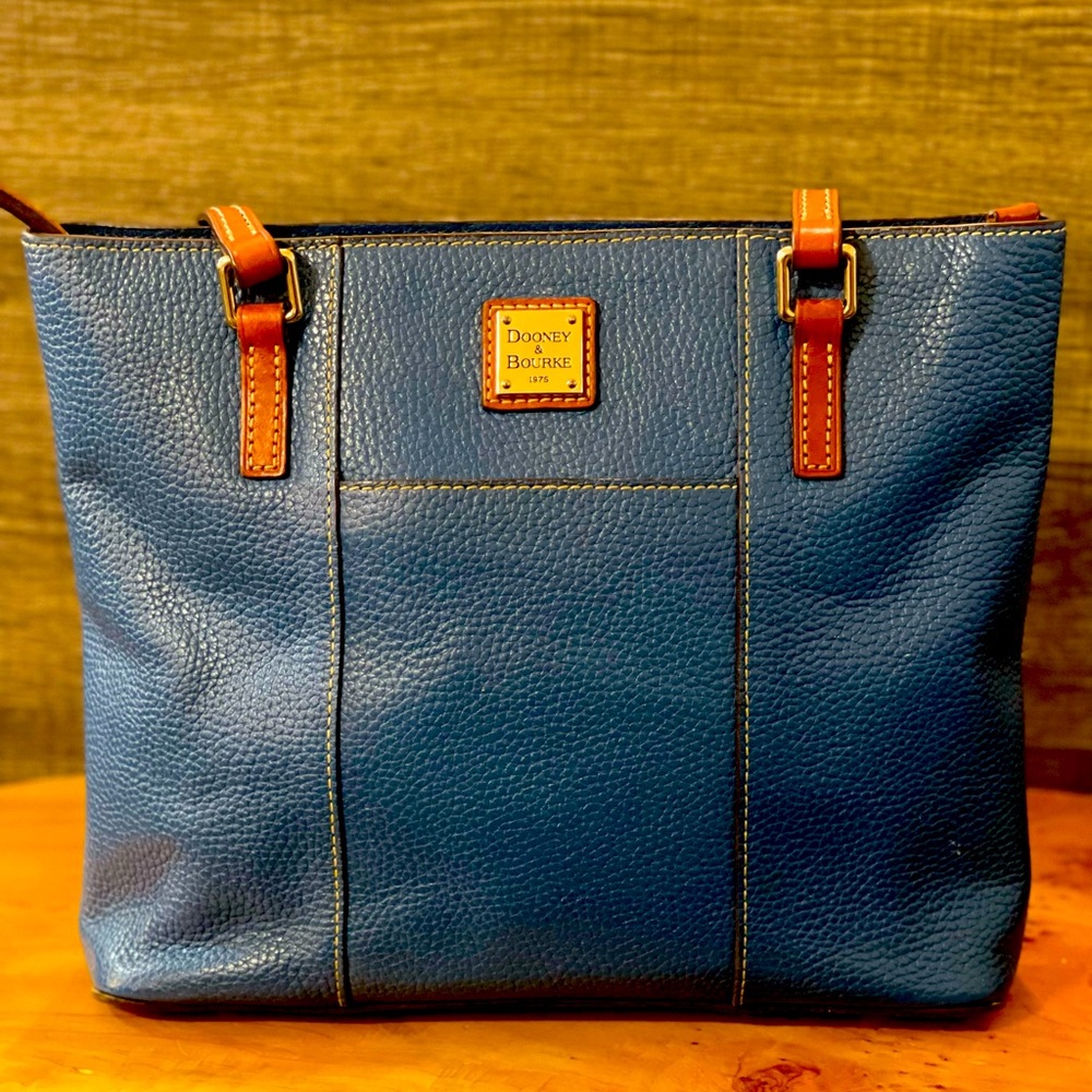Dooney Bourke Leather Pebble Grain  Lexington in Blue